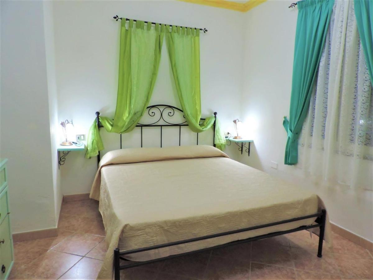 Residenza Su Portu Apartman Orosei Kültér fotó